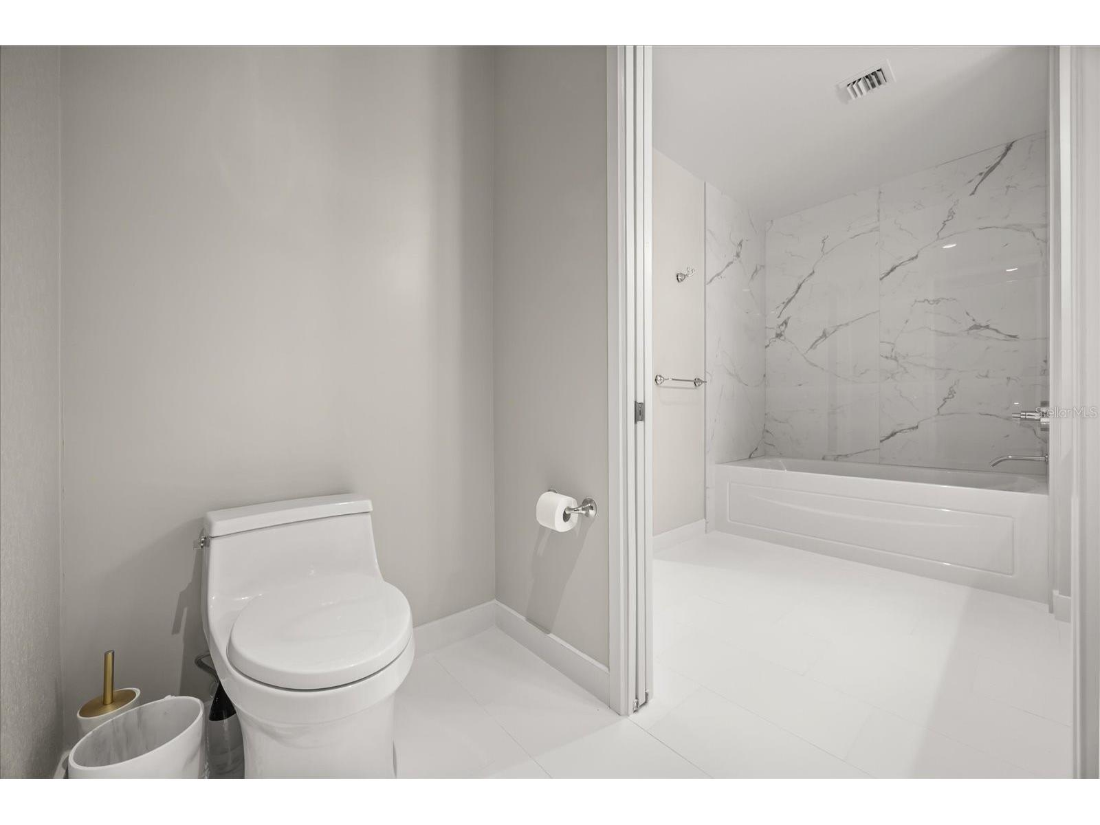 150 E Robinson Street #26B-7 Orlando FL 32801 O6383025 image21