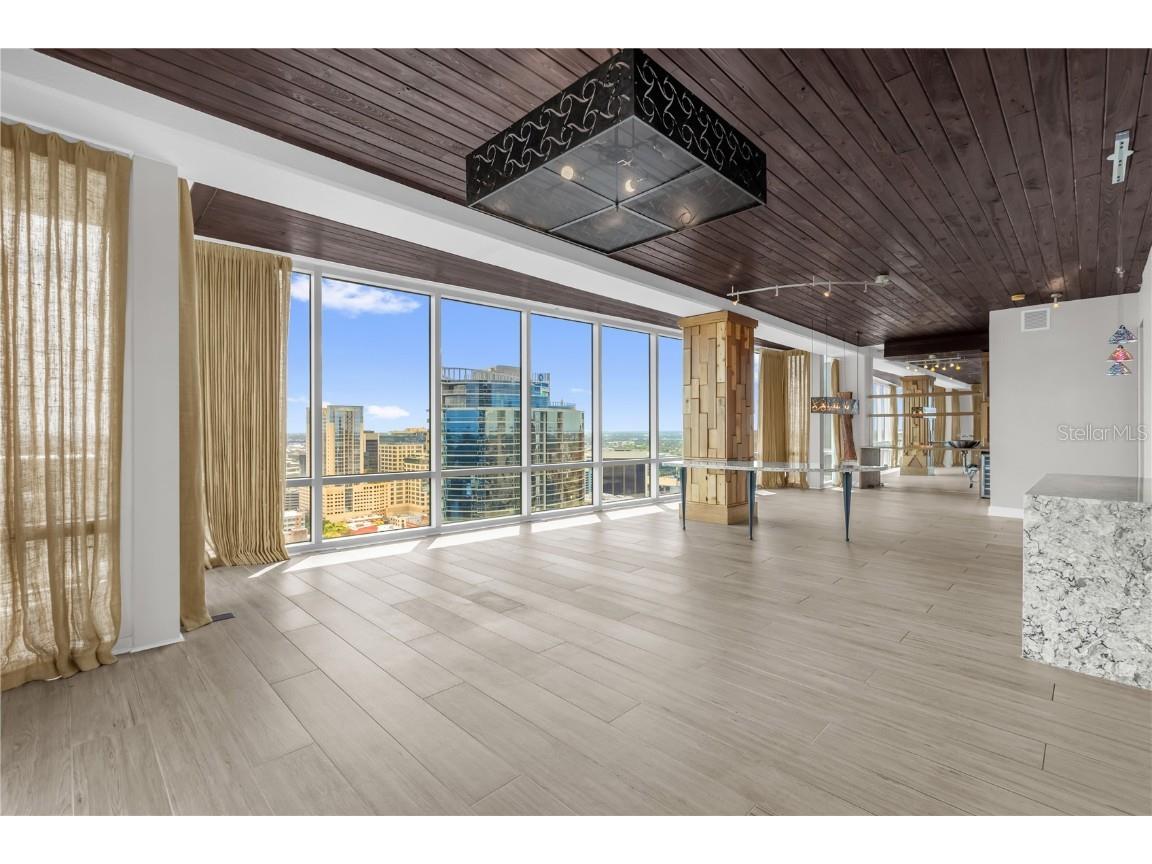 150 E Robinson Street #2701 Orlando FL 32801 O6339108 image8