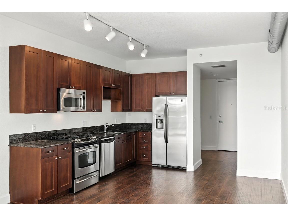 150 E Robinson Street #2A Orlando FL 32801 - LAKE EOLA O6341676 image8