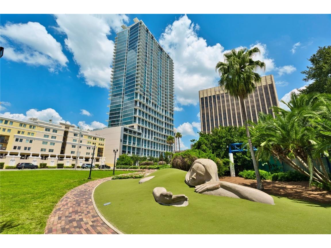 150 E Robinson Street #30B-7 Orlando FL 32801 O6331273 image1