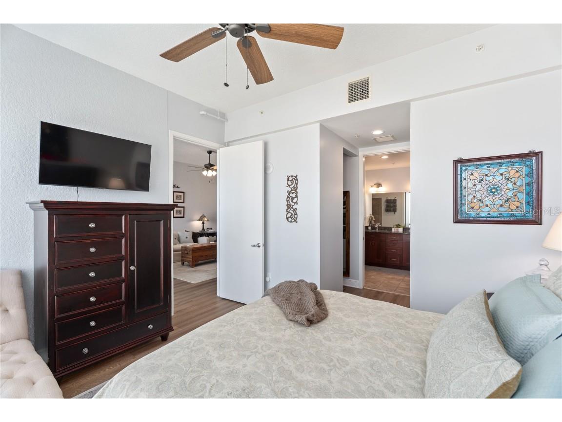 150 E Robinson Street #30B-7 Orlando FL 32801 O6331273 image15