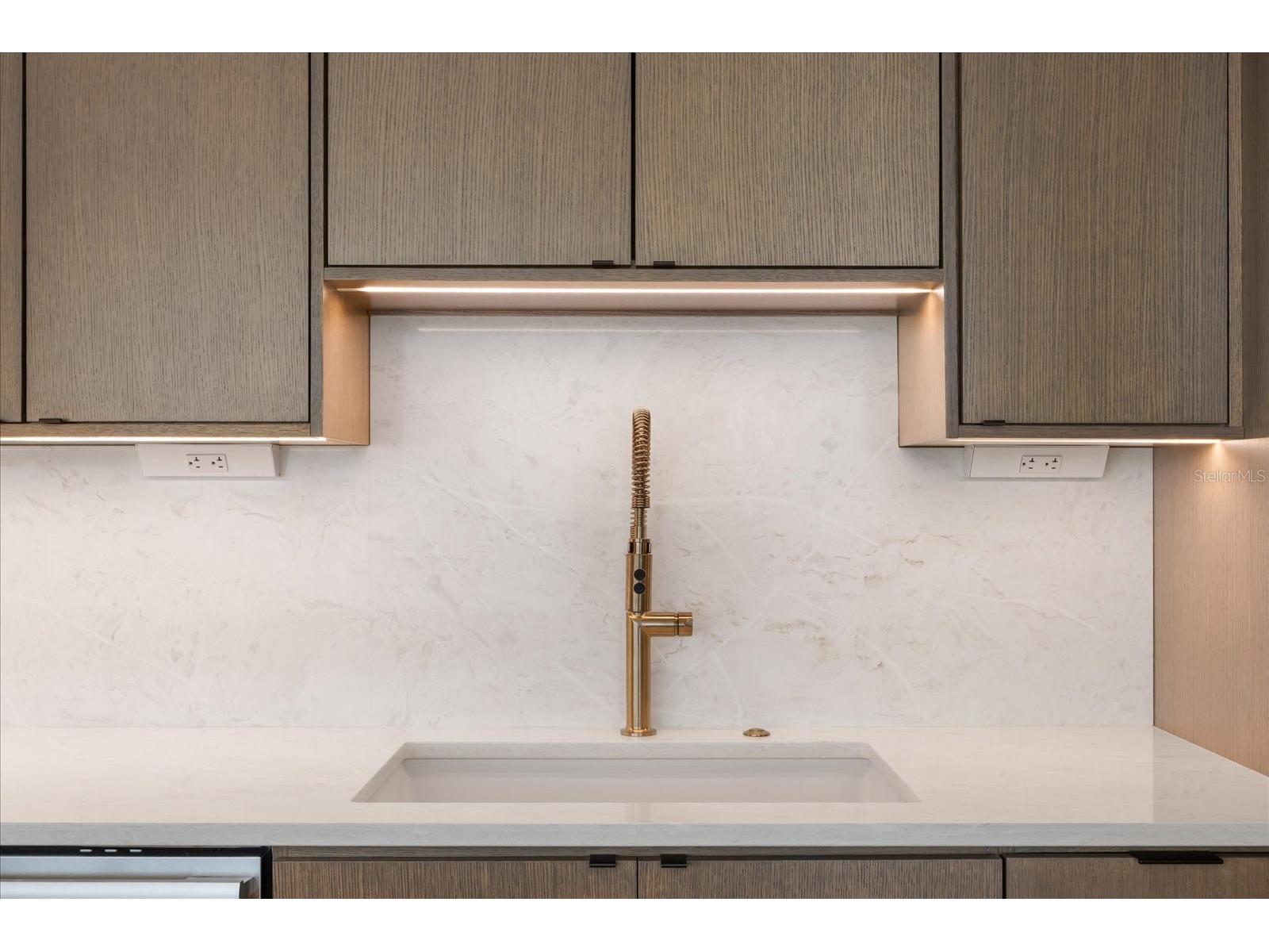 150 E Robinson Street #30C-2 Orlando FL 32801 O6390122 image10