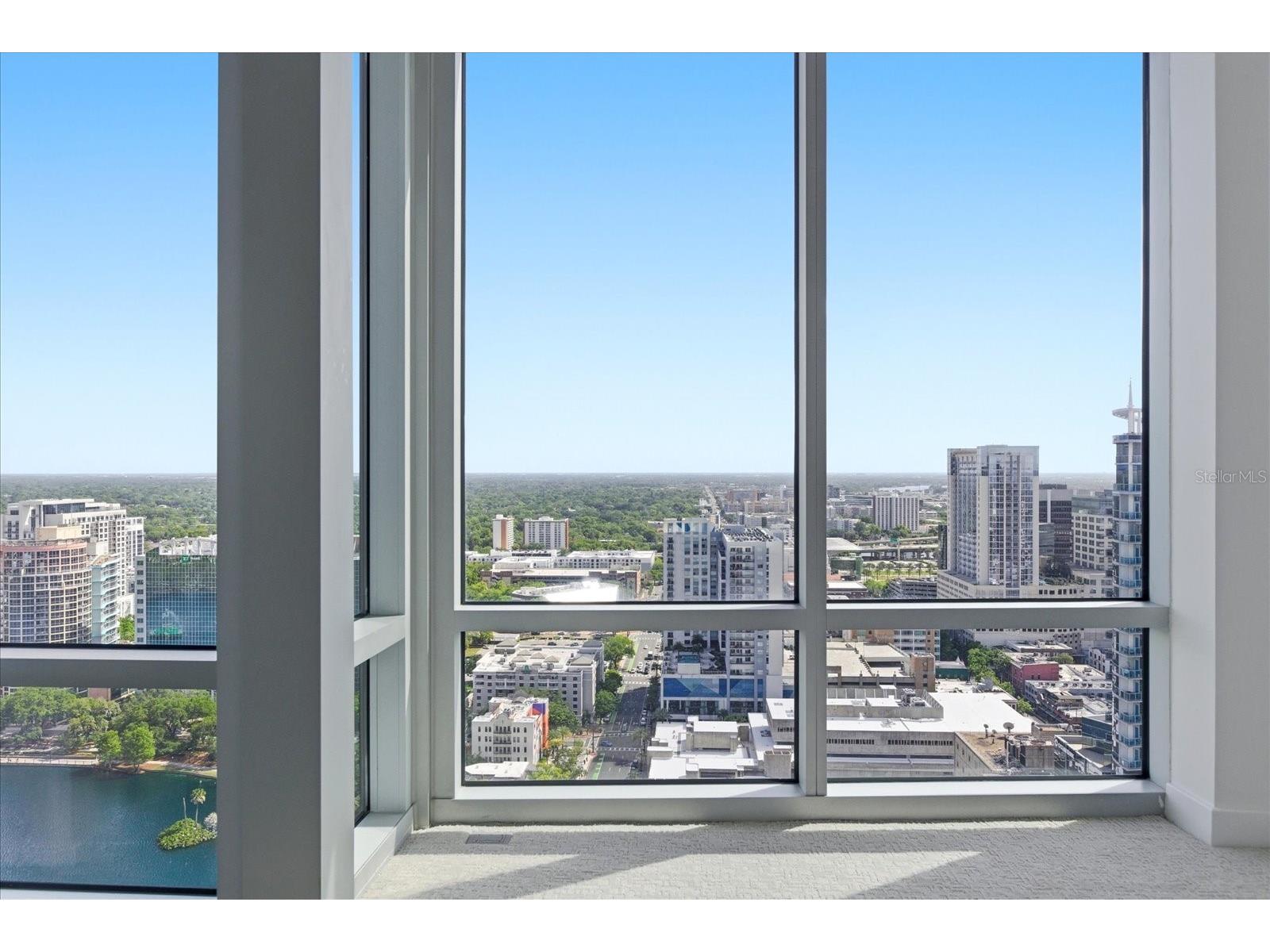 150 E Robinson Street #30C-2 Orlando FL 32801 O6390122 image39