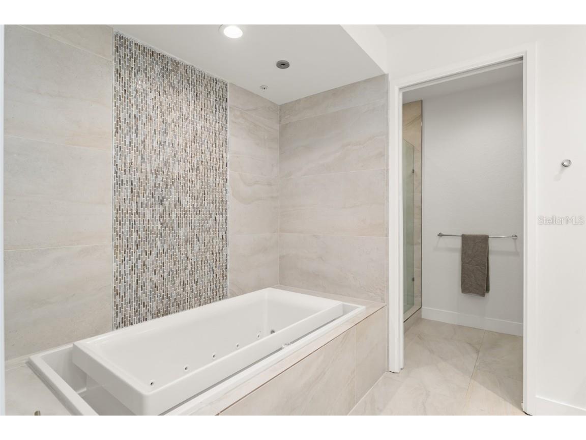 150 E Robinson Street #PH3504 Orlando FL 32801 O6359445 image24