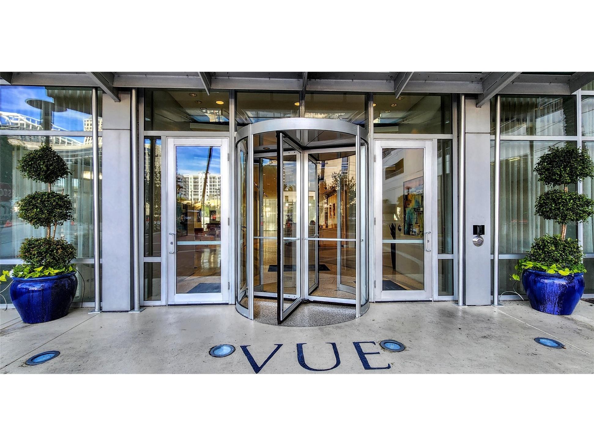 150 E Robinson Street E #3301 Orlando FL 32801 - LAKE EOLA O6403056 image1