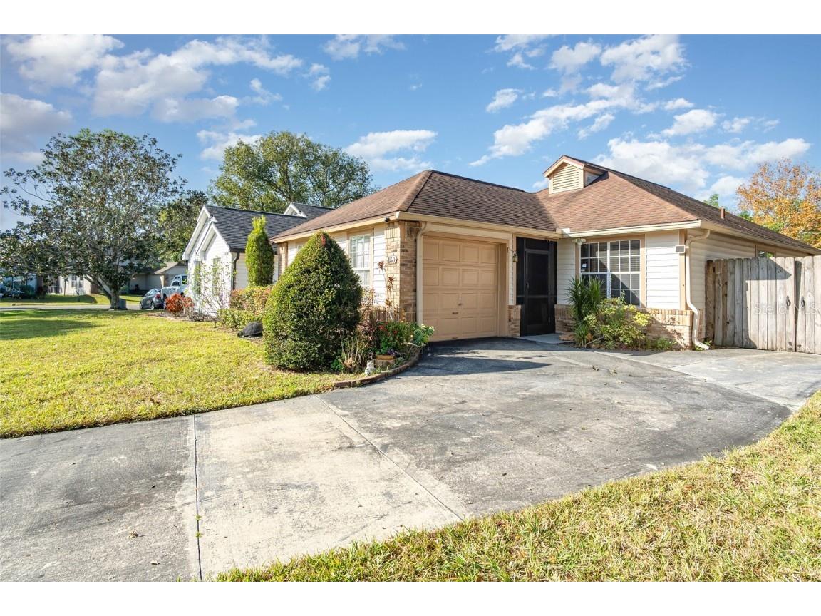 150 Edgewater Circle Sanford FL 32773 O6363974 image2