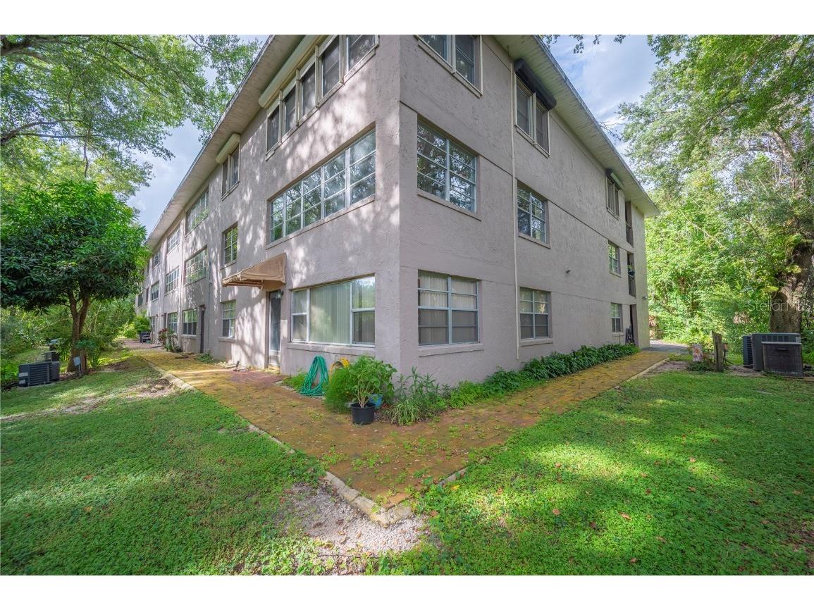 150 El Dorado #101 Winter Haven FL 33884 P4936409 image4