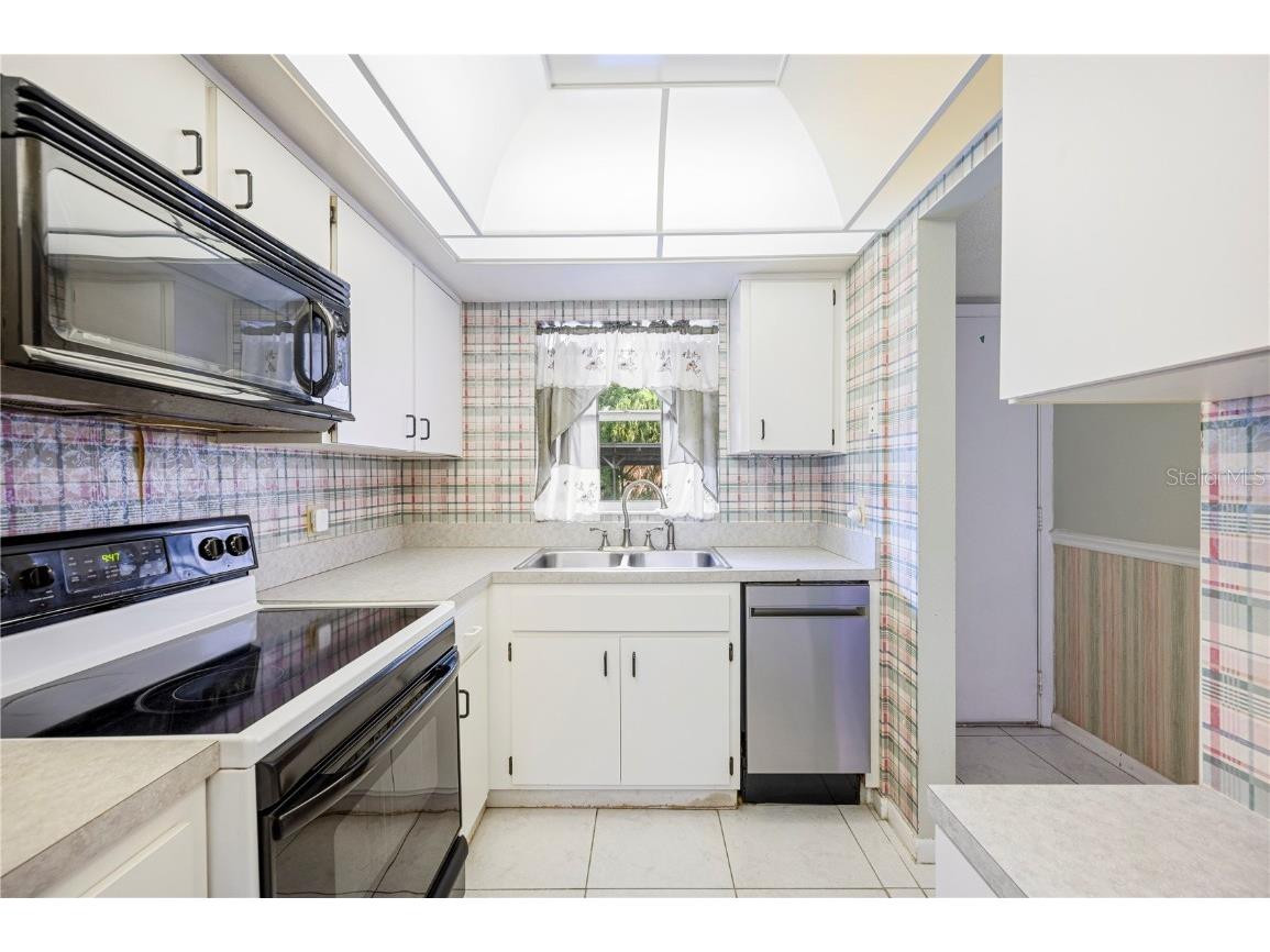 150 El Dorado #101 Winter Haven FL 33884 P4936409 image8