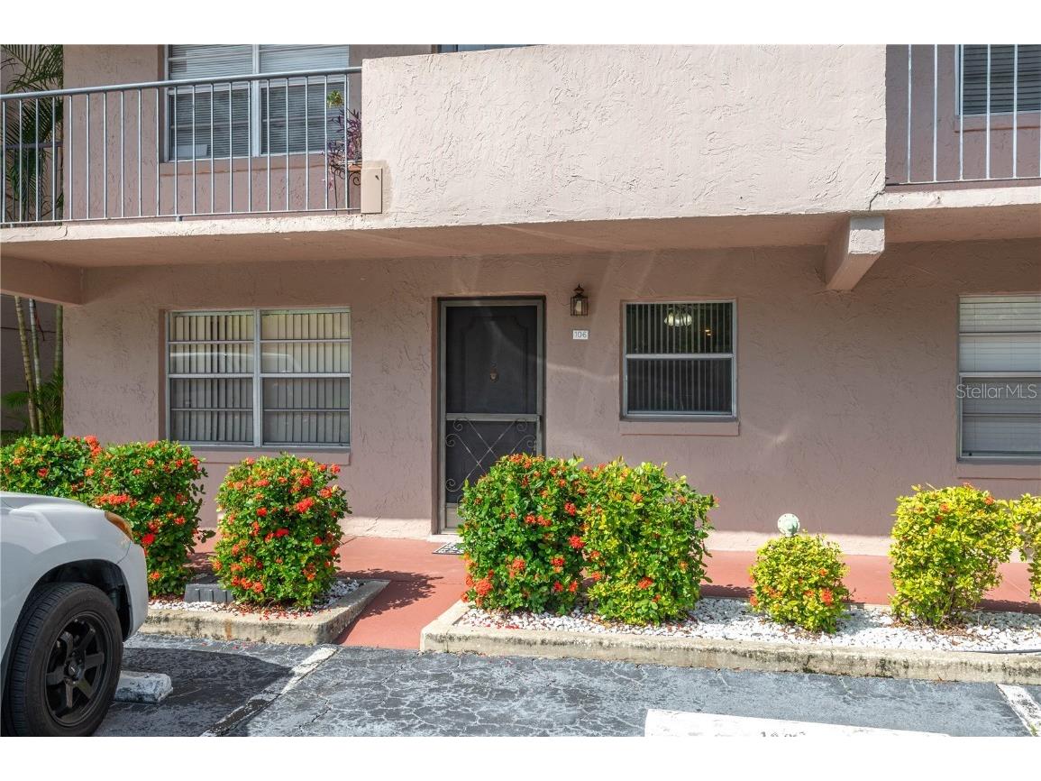 150 El Dorado #106 Winter Haven FL 33884 P4931368 image1