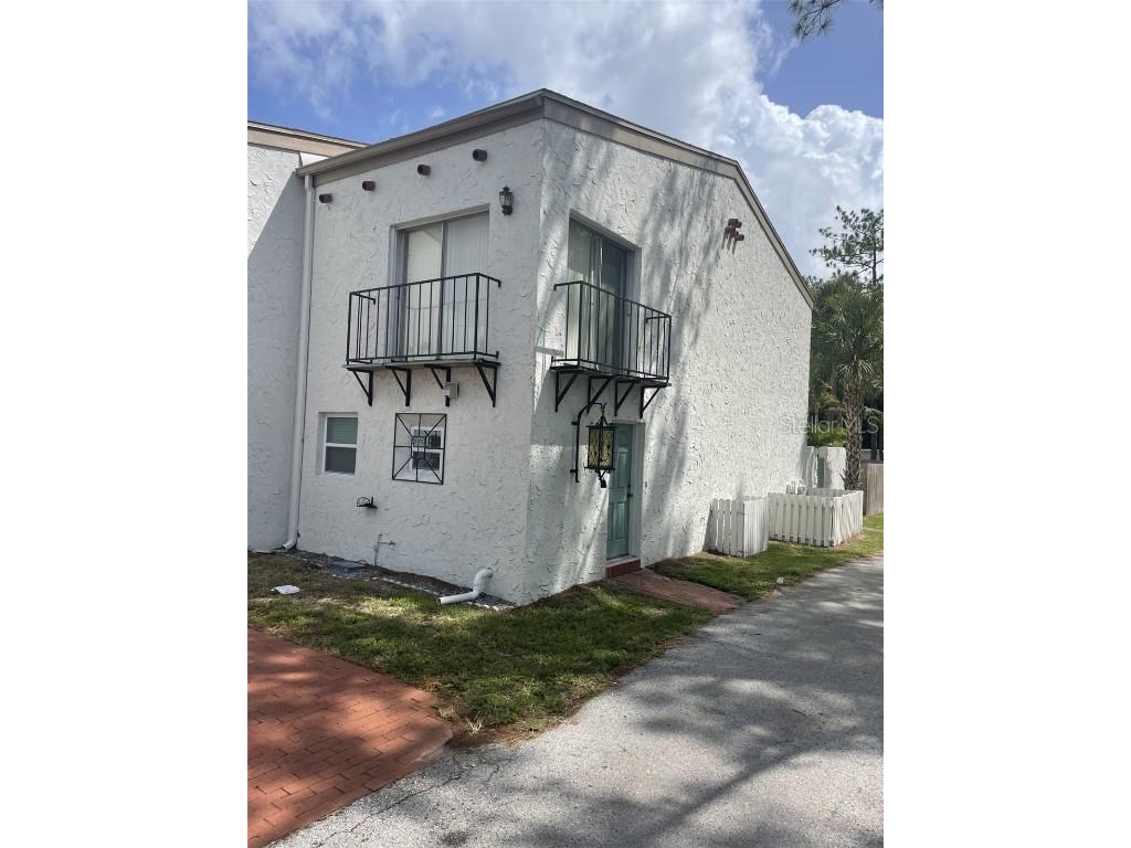 150 Granada Way Winter Haven FL 33884 P4928270 image1