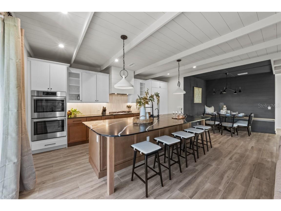 150 Grant Drive Sarasota FL 34236 A4673373 image10