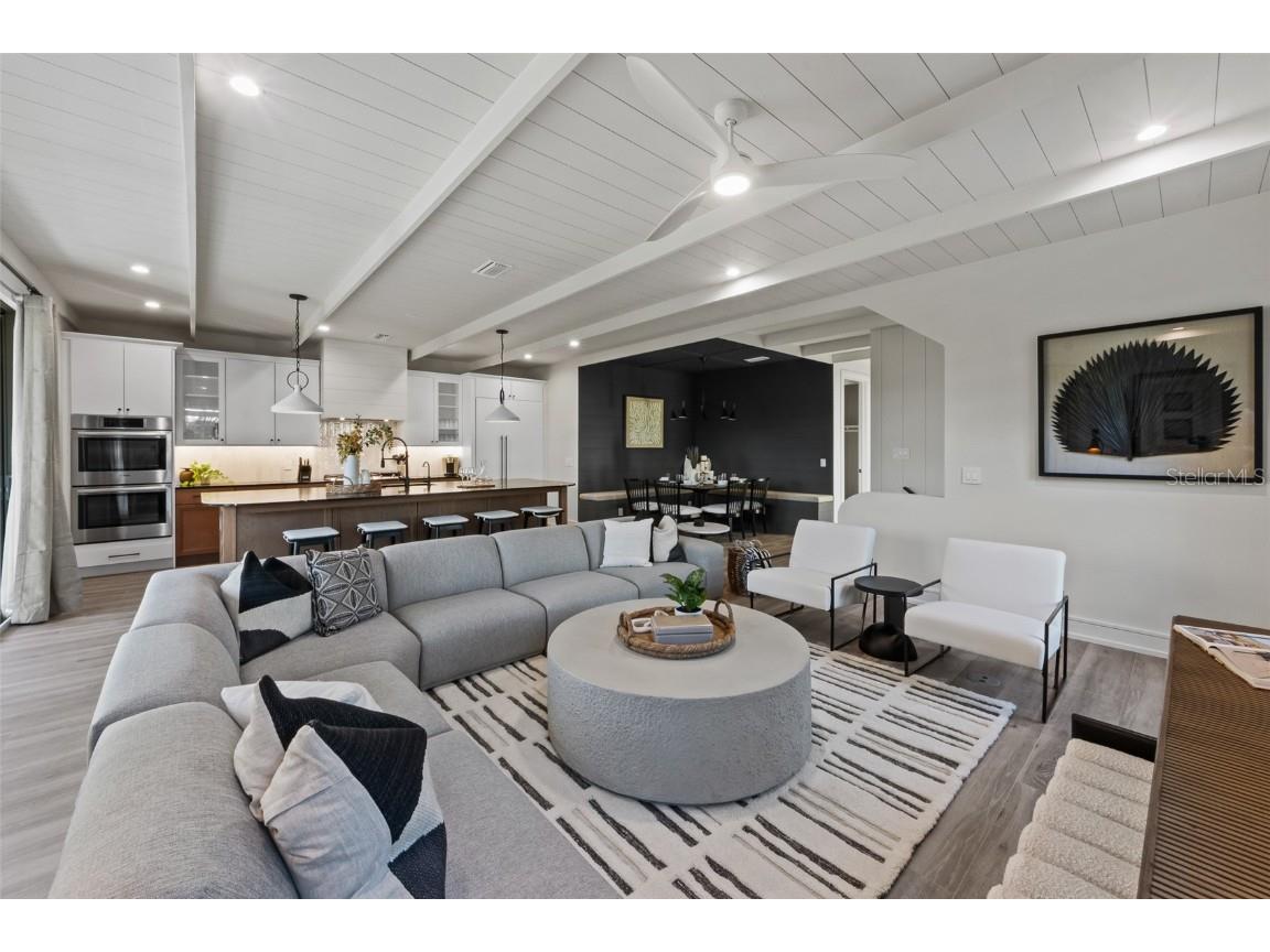 150 Grant Drive Sarasota FL 34236 A4673373 image12