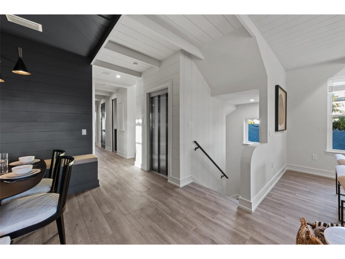 150 Grant Drive Sarasota FL 34236 A4673373 image15