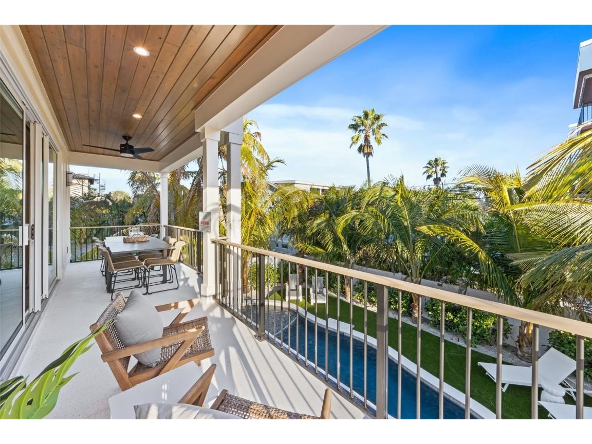 150 Grant Drive Sarasota FL 34236 A4673373 image17