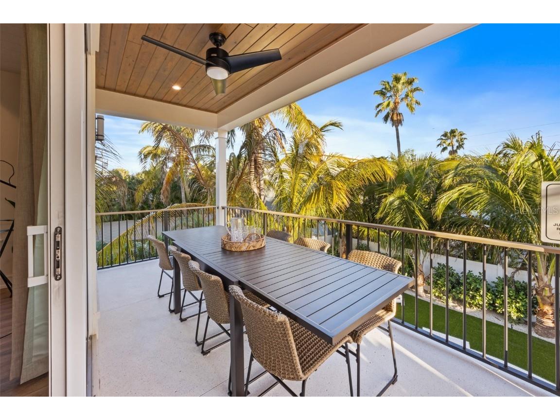 150 Grant Drive Sarasota FL 34236 A4673373 image19