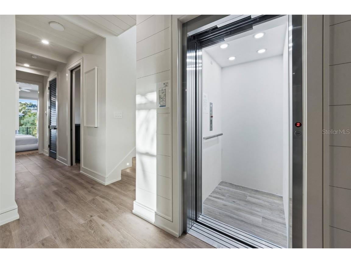 150 Grant Drive Sarasota FL 34236 A4673373 image20