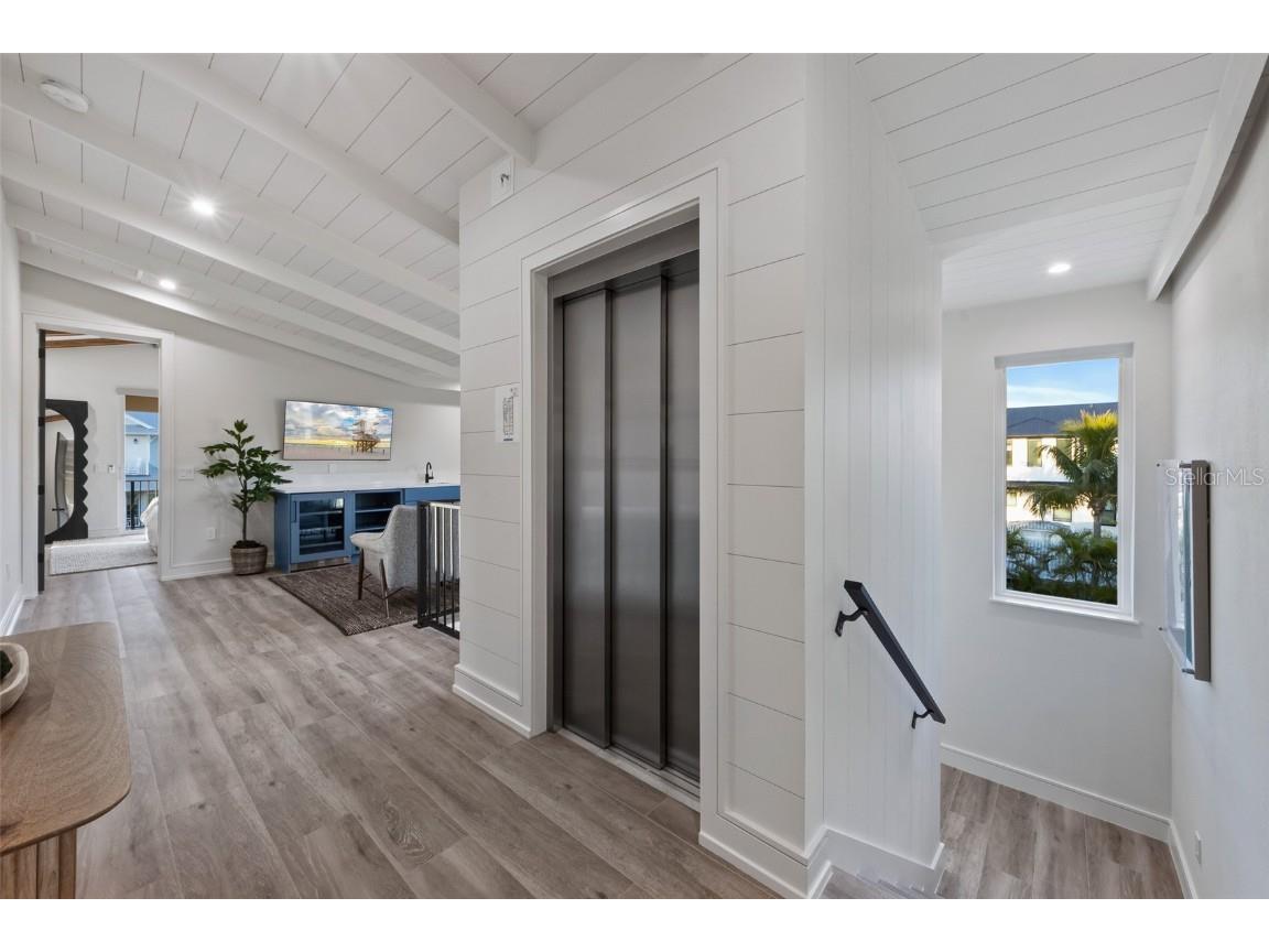 150 Grant Drive Sarasota FL 34236 A4673373 image33