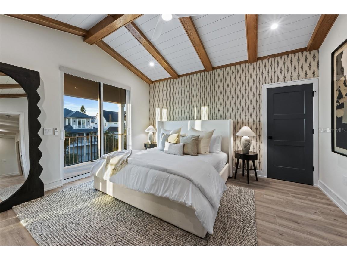 150 Grant Drive Sarasota FL 34236 A4673373 image37