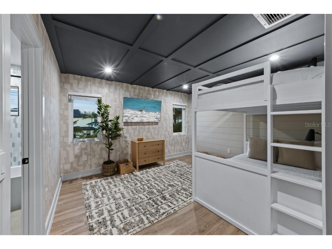 150 Grant Drive Sarasota FL 34236 A4673373 image52