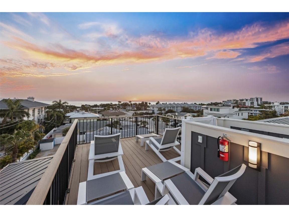 150 Grant Drive Sarasota FL 34236 A4673373 image55