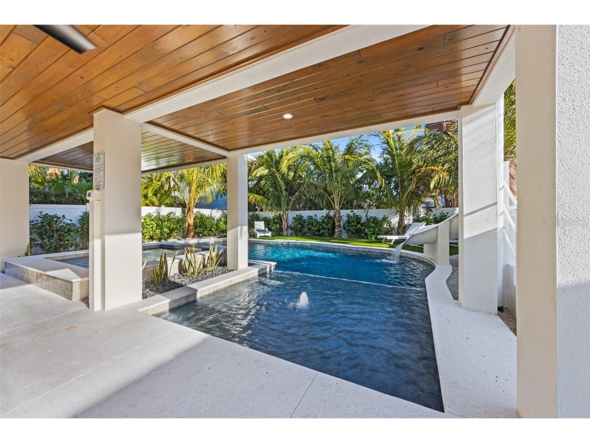 150 Grant Drive Sarasota FL 34236 A4673373 image64