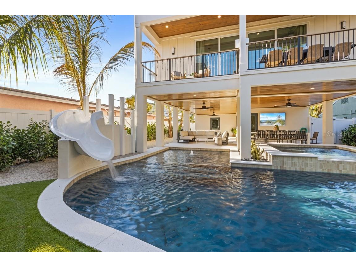 150 Grant Drive Sarasota FL 34236 A4673373 image71