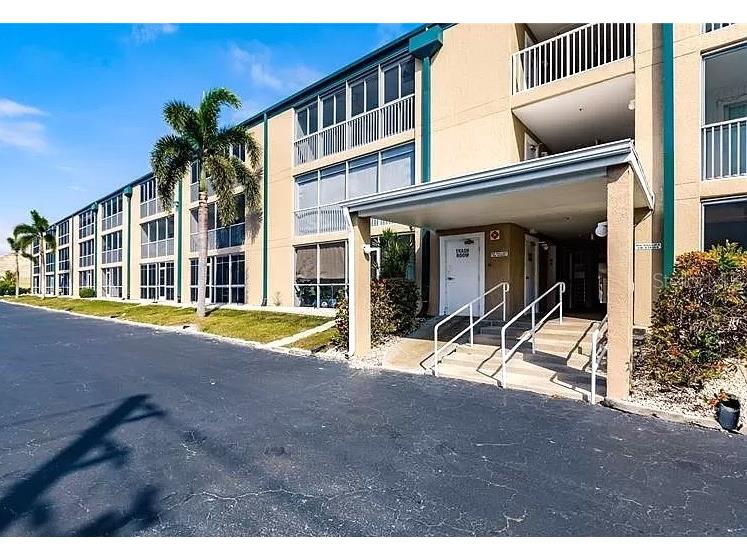 150 Harborside Ave #124 Punta Gorda FL 33950 C7486776 image1