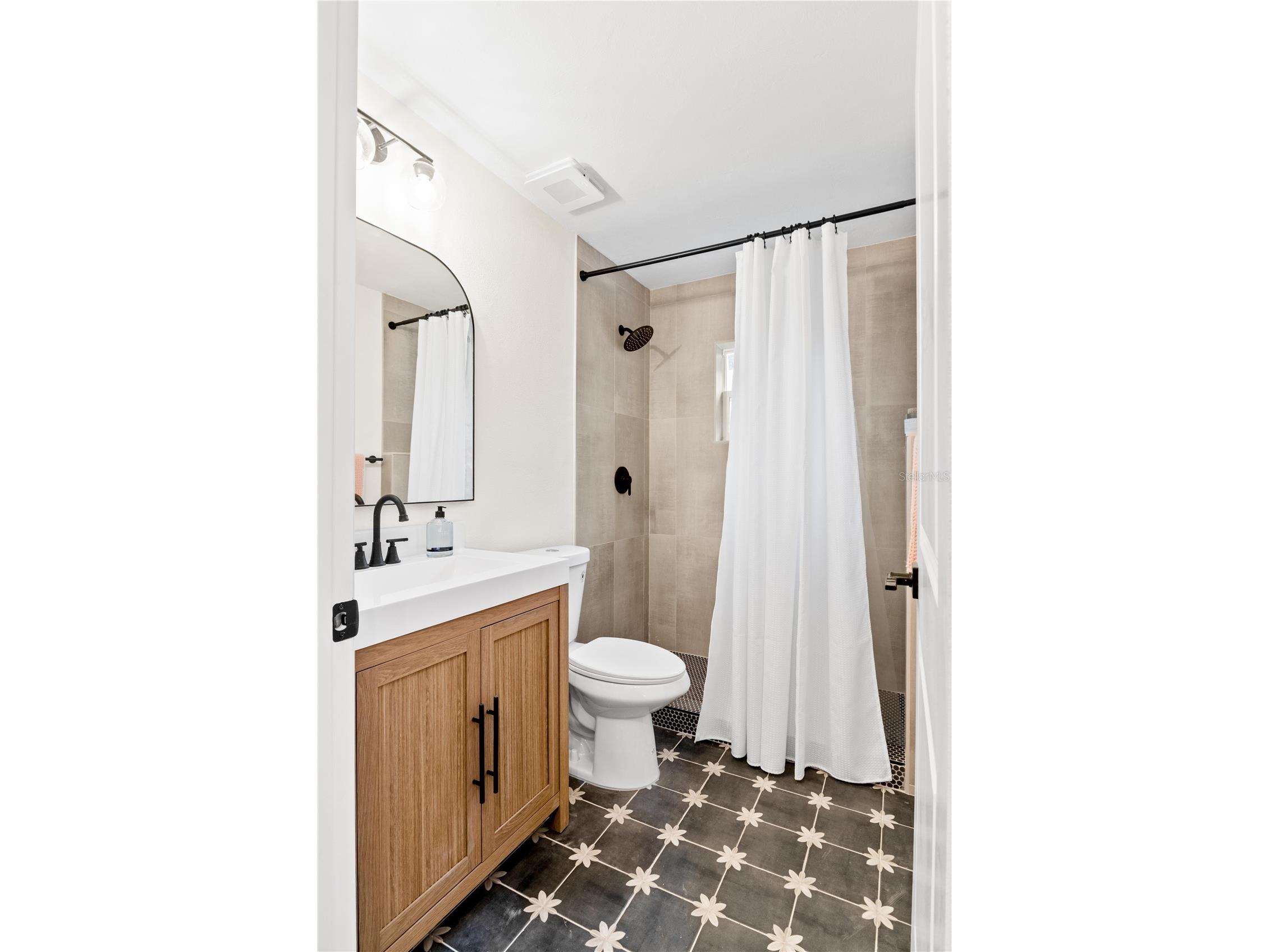 150 Howes Street Port Orange FL 32127 O6379894 image21