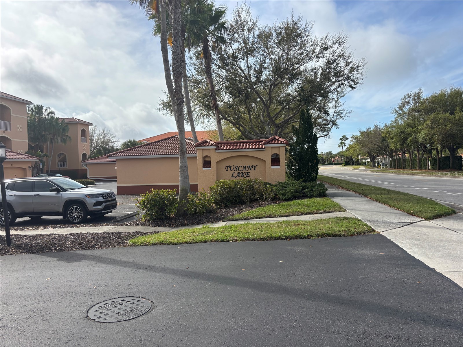 150 L Pavia Boulevard #13 Venice FL 34292 A4686246 image1