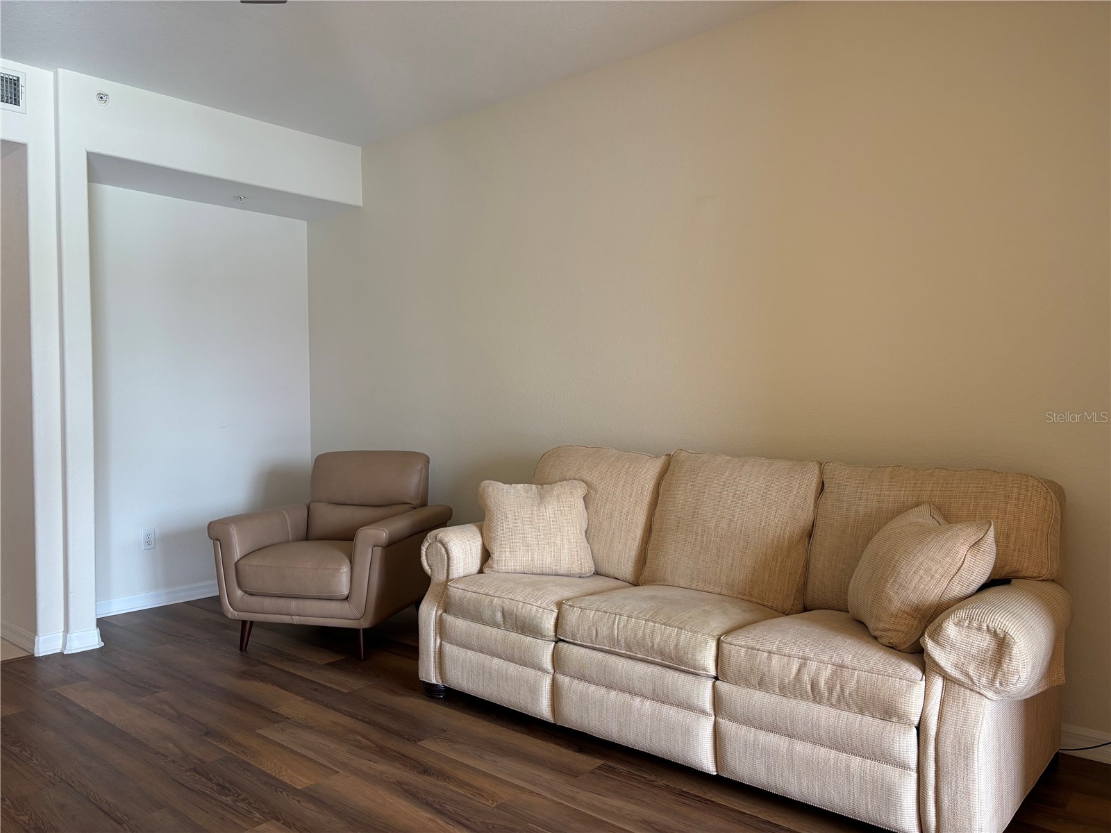 150 L Pavia Boulevard #13 Venice FL 34292 A4686246 image4