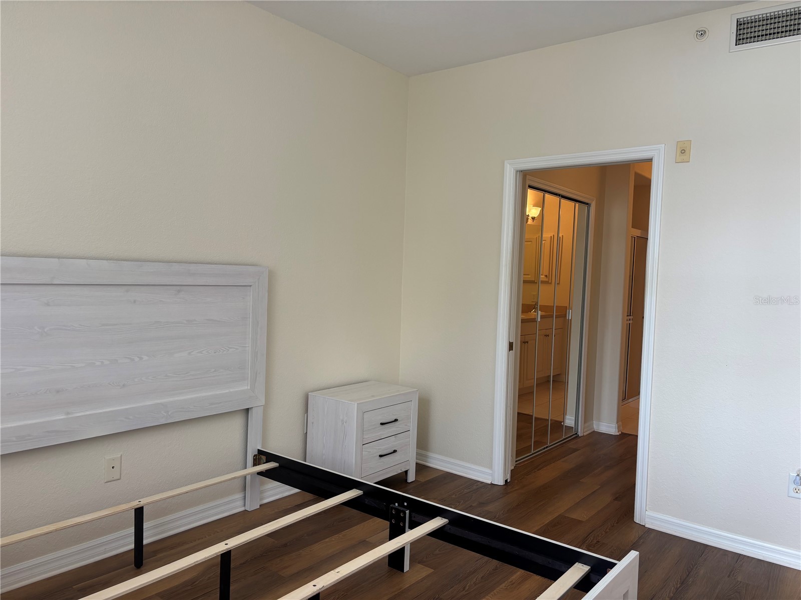 150 L Pavia Boulevard #13 Venice FL 34292 A4686246 image8