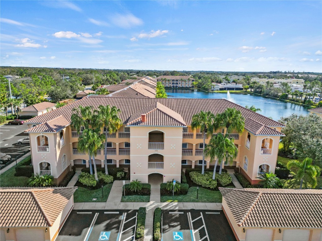 150 L Pavia Boulevard #32 Venice FL 34292 N6130248 image1