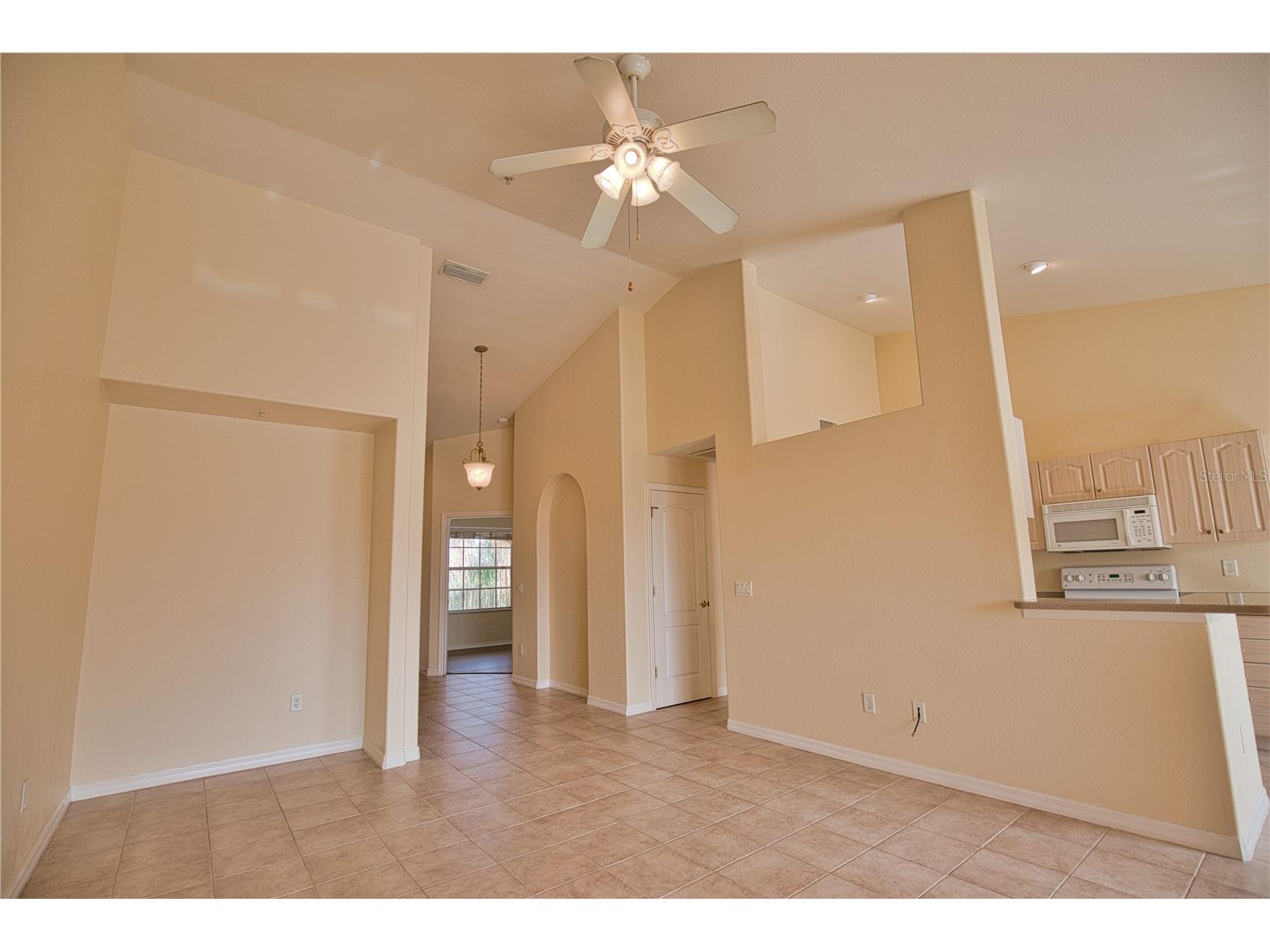 150 L Pavia Boulevard #32 Venice FL 34292 N6143283 image9