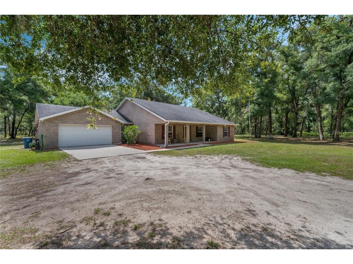 150 Running Deer Trail Lake Helen FL 32744 V4936334 image1