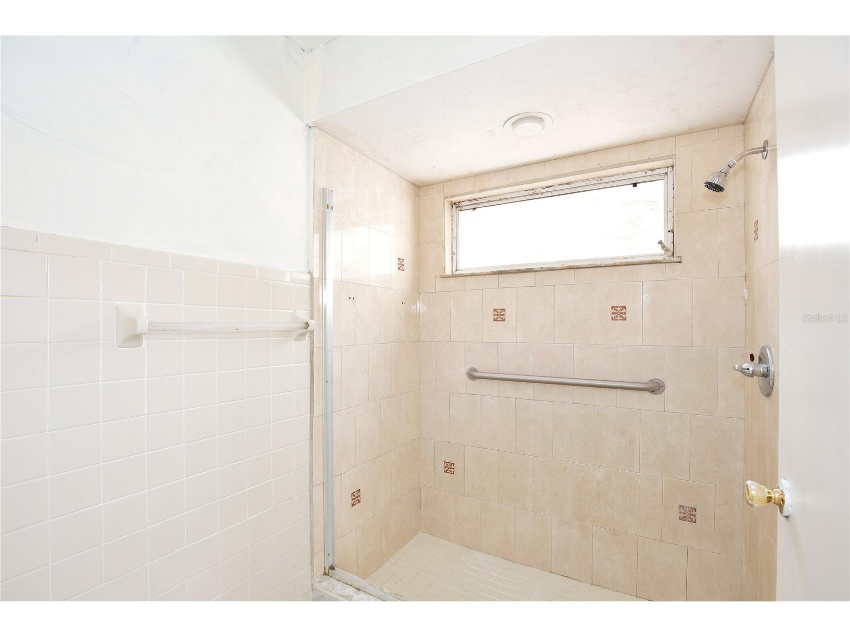 150 Seabreeze Circle Kissimmee FL 34743 O6392326 image16