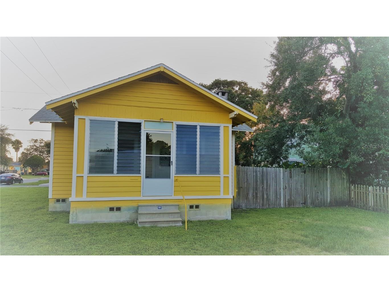 1500 28th Street N Saint Petersburg FL 33713 U8209274 image1