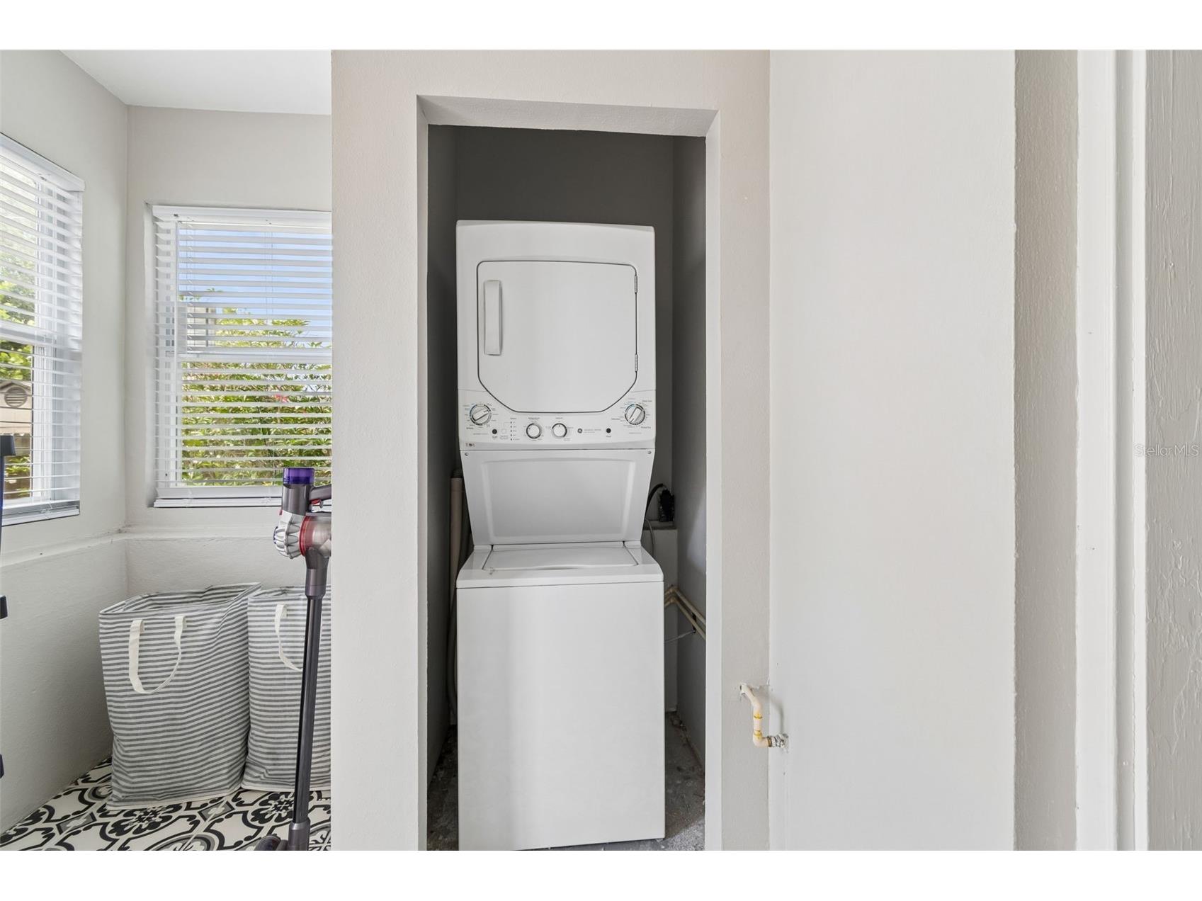 1500 30th Avenue N Saint Petersburg FL 33704 TB8507567 image16