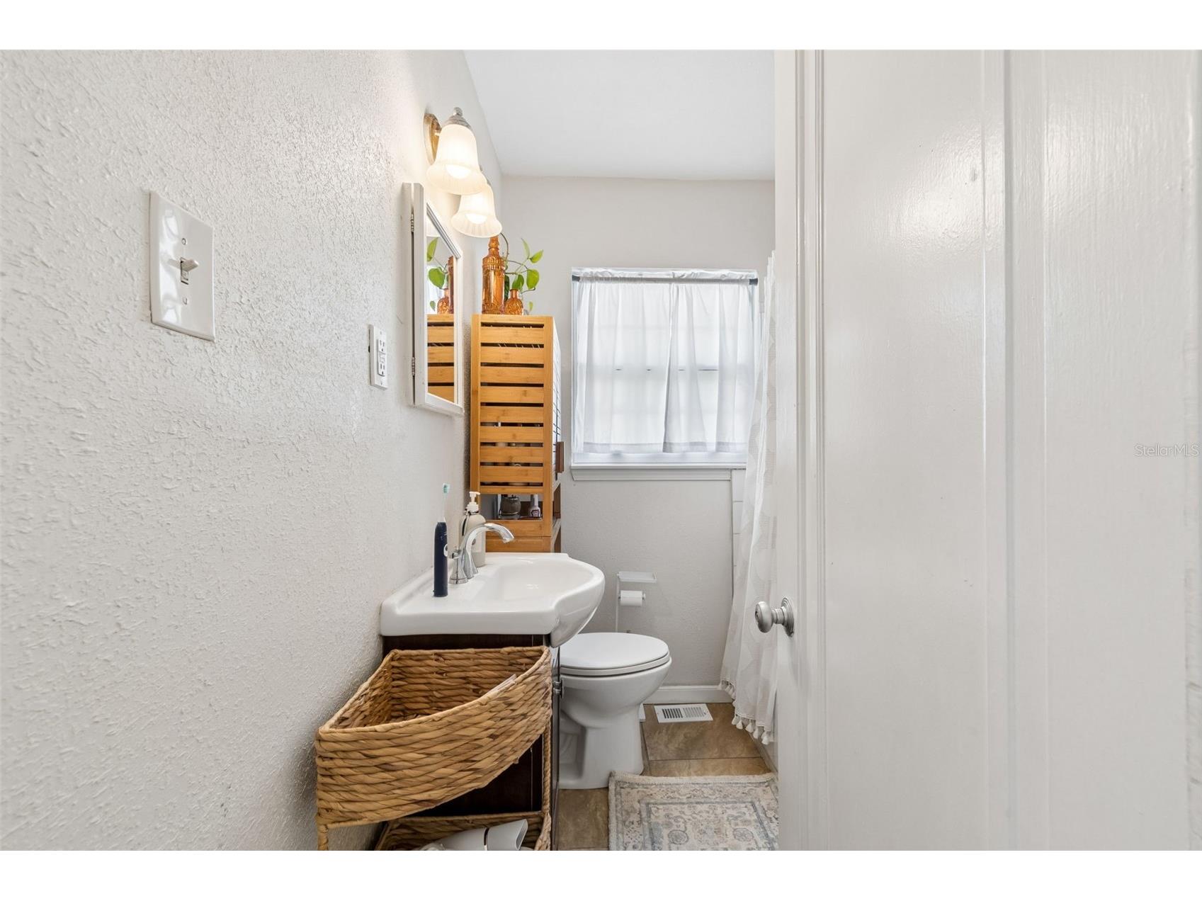 1500 30th Avenue N Saint Petersburg FL 33704 TB8507567 image27