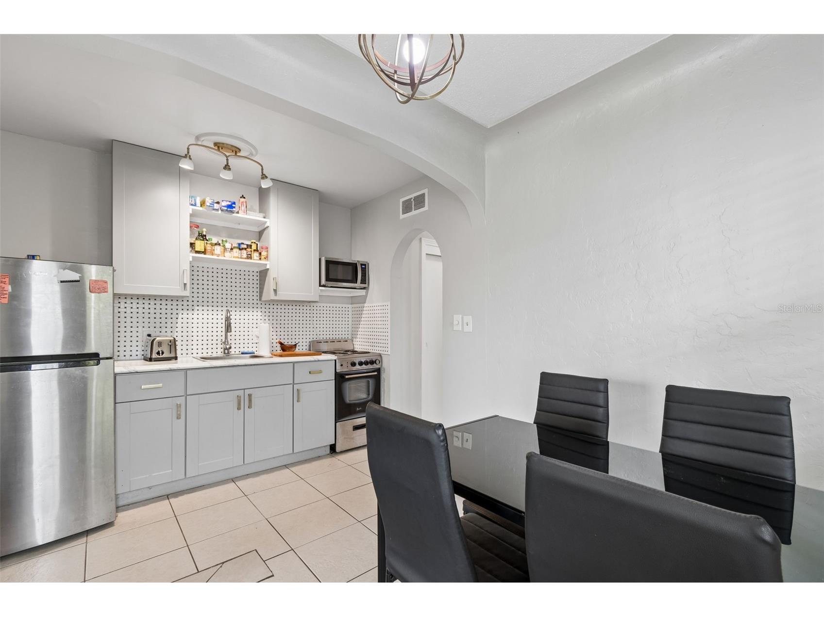 1500 30th Avenue N Saint Petersburg FL 33704 TB8507567 image6