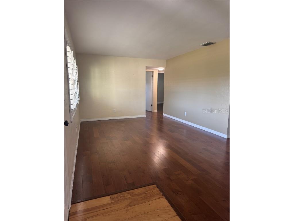 1500 39th Street N Saint Petersburg FL 33713 TB8445872 image14