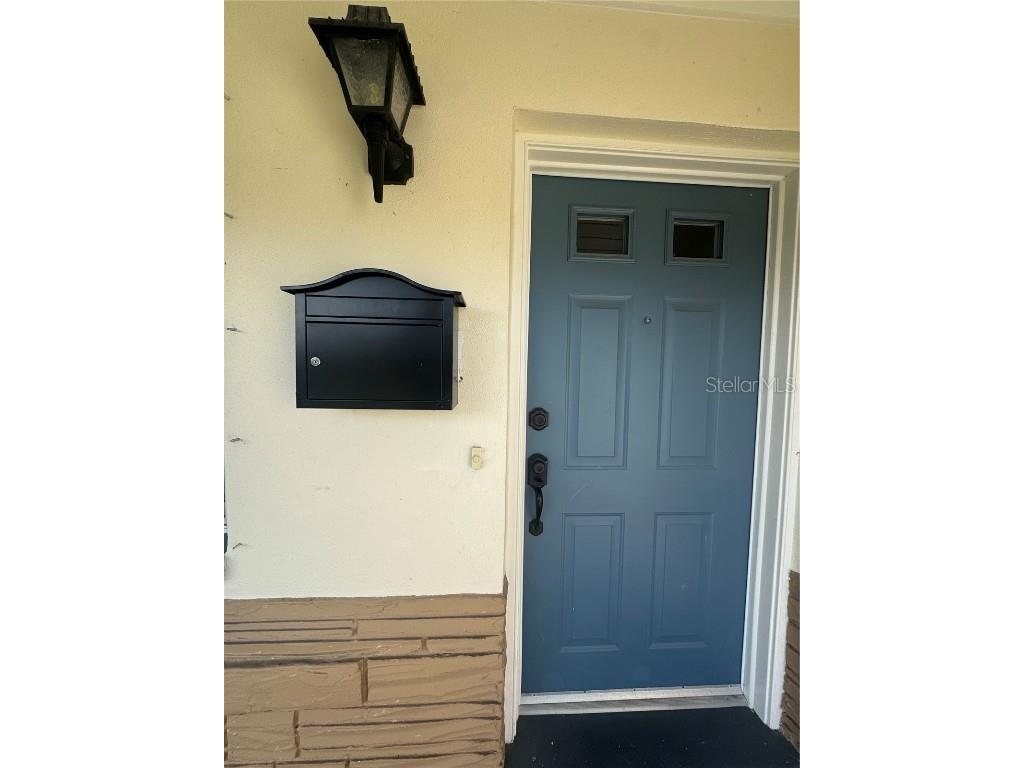 1500 39th Street N Saint Petersburg FL 33713 TB8445872 image3