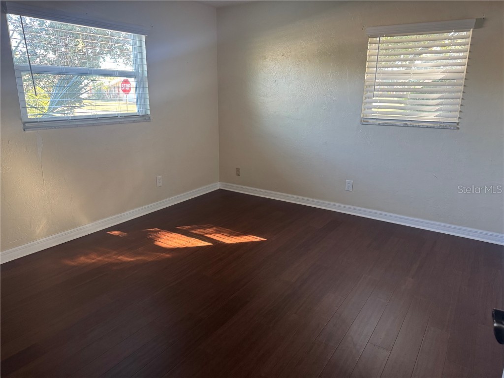 1500 39th Street N Saint Petersburg FL 33713 TB8445872 image30