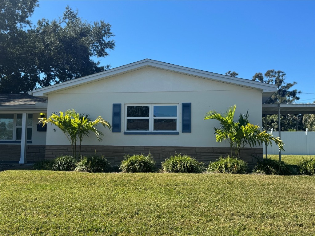 1500 39th Street N Saint Petersburg FL 33713 TB8445872 image38