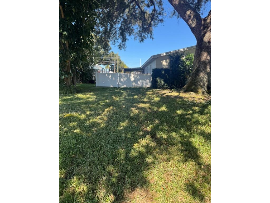 1500 39th Street N Saint Petersburg FL 33713 TB8445872 image40