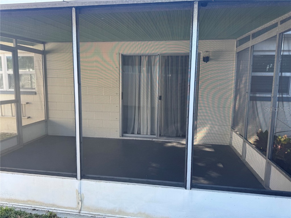 1500 39th Street N Saint Petersburg FL 33713 TB8445872 image44