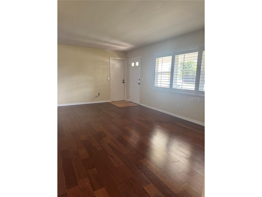 1500 39th Street N Saint Petersburg FL 33713 TB8445872 image5