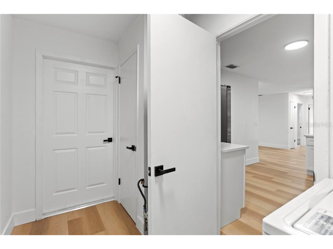 1500 78th Avenue N Saint Petersburg FL 33702 TB8440797 image14