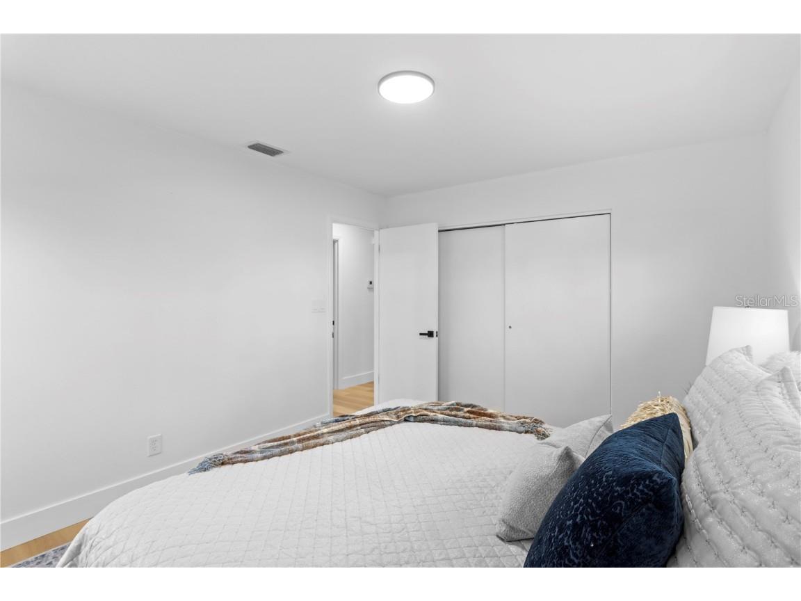 1500 78th Avenue N Saint Petersburg FL 33702 TB8440797 image24