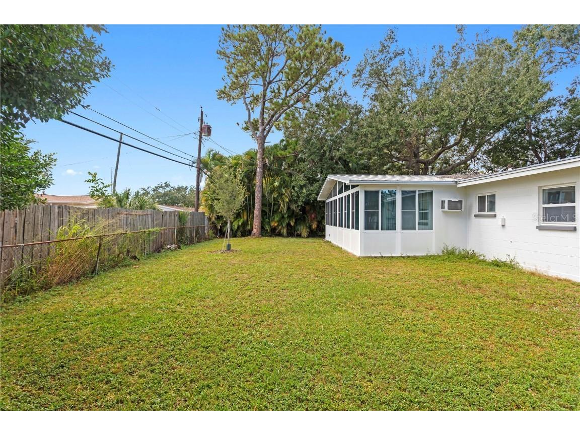 1500 78th Avenue N Saint Petersburg FL 33702 TB8440797 image31