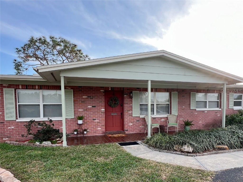 1500 85th Avenue N Saint Petersburg FL 33702 - LAKE WINSTON TB8307543 image1